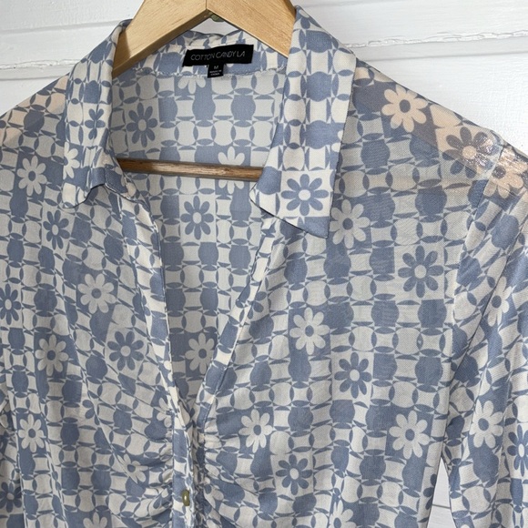 COTTON CANDY LA MESH FLORAL BUTTON FRONT LONG SLEEVE TOP - Picture 3 of 9